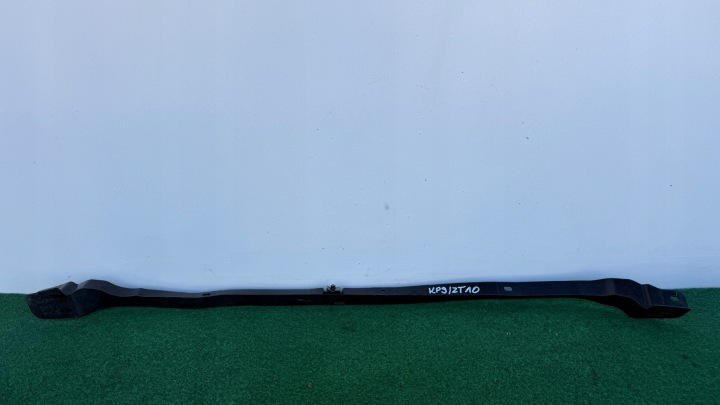 MAZDA MX6 626 92-97ROK držiak nárazníka zadok stredný prístrojovka KP9/ZT10