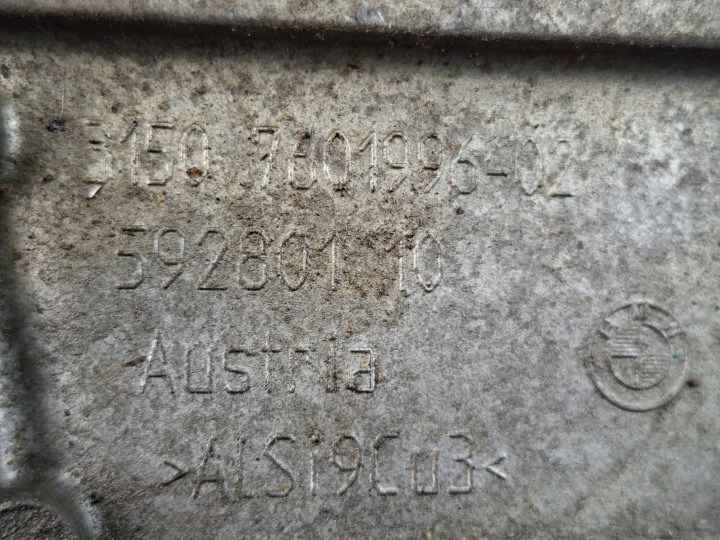 BMW X3 F25 2015 Alle rullelejer til drivaksel 9
