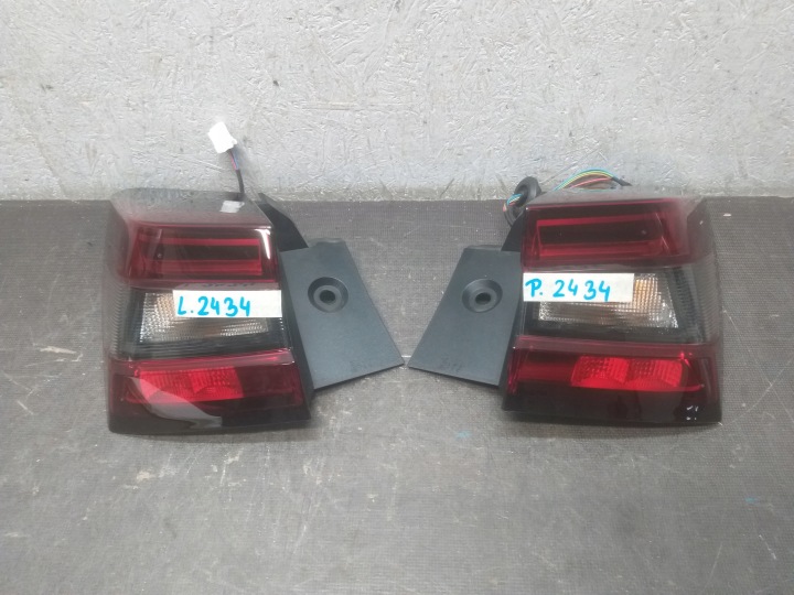 light rear part right or left NISSAN JUKE II 2 F16 LED 2VA014 352-01 2VA014 352