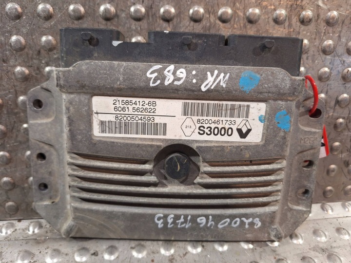 Ordinateur 8200504593 215854126B 8200461733 RENAULT CLIO III 1.4 et