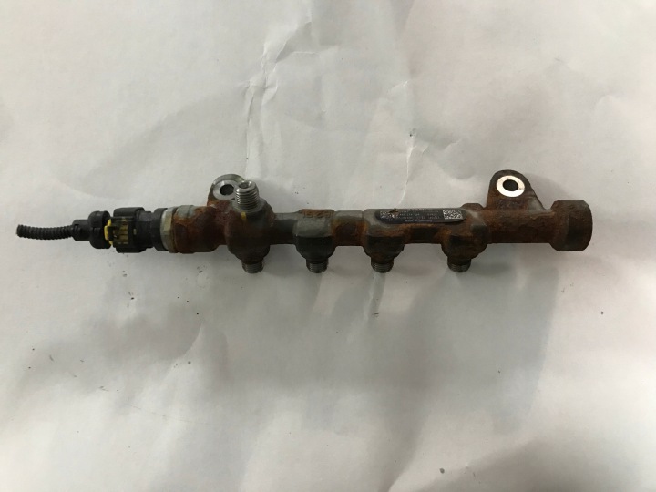 FIAT OPEL 1,6 M-JET Kraftstoffverteiler Einspritzleiste 0445214394