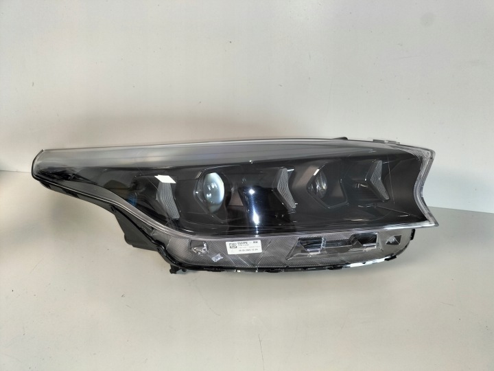 lámpa elsö reflektor jobb KIA X-CEED LIFT 22- FULL LED