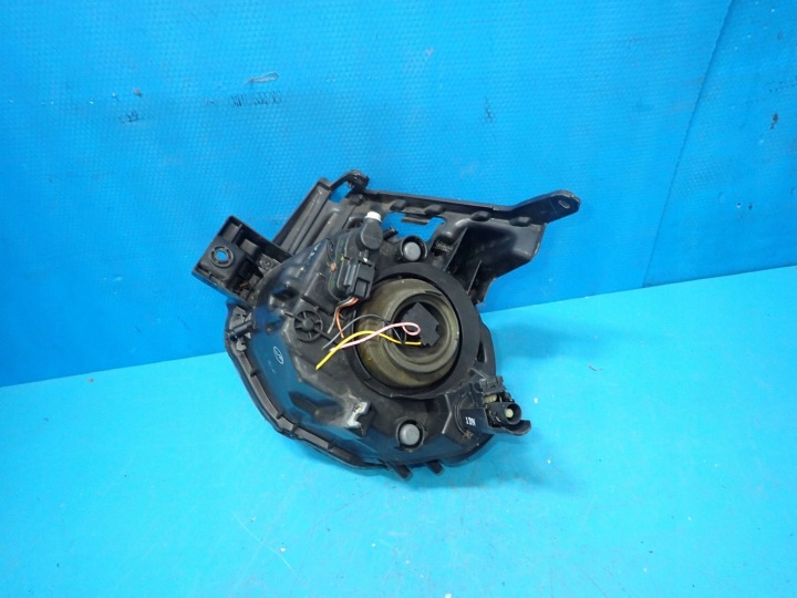 LAMPA LAW DEL NISSAN JUKE E F15 7