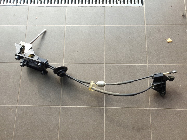 Schaltkulisse Bowdenzug getriebe PEUGEOT 208 2014- 1.2 9808161480