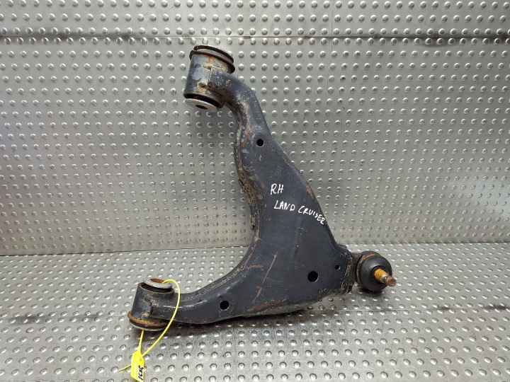 Querlenker rechts vorne TOYOTA LAND CRUISER 150 09-13