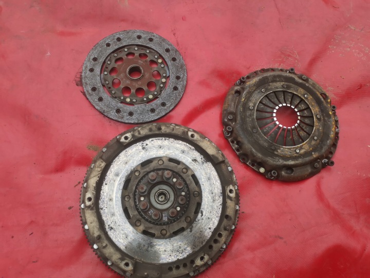 Embrayage Dwumasa Mercedes W124 2.2 2,0 Essence