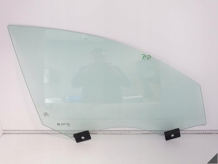 AUDI A8 S8 4H0 D4 LIFT 09-17 prozor bočno vrata desna prednji dio LAMINOWANA