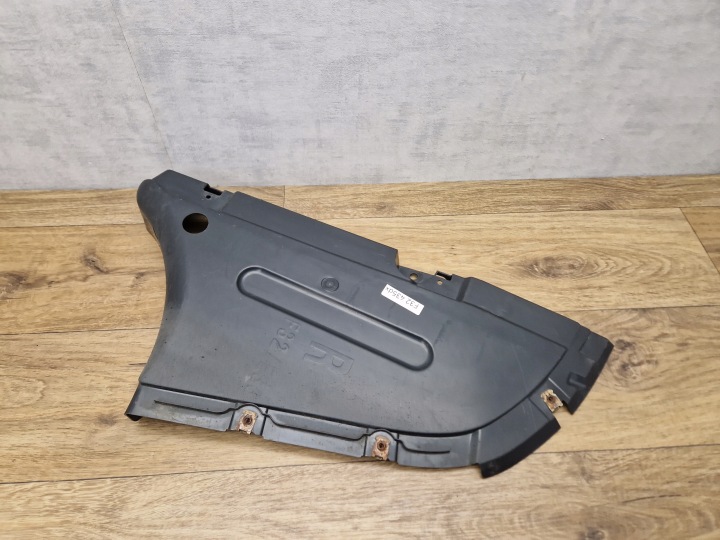 BMW 4 F82 F32 F36 F33 M4 F34 cover cover chassis right rear 7260770