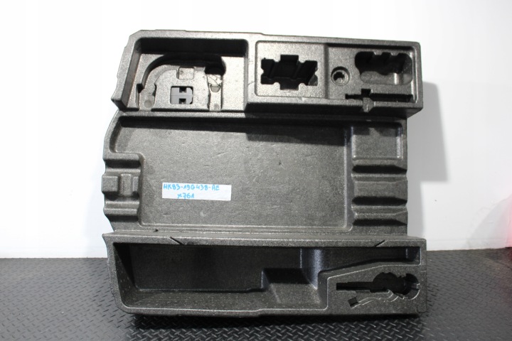 polystirene boot JAGUAR F-PACE X761 HK83-19G438-AE