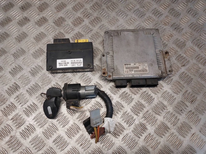 Montaggio STARTOWY FIAT SCUDO e LIFT 2.0 JTD 0281011247