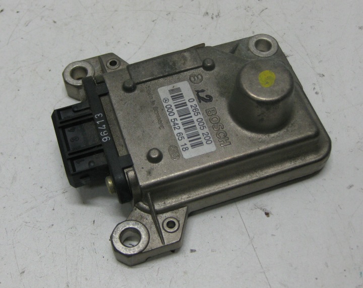 MERCEDES A-KLASA W168 99R Bedienteil Computer modul Sensor ESP 0005426518