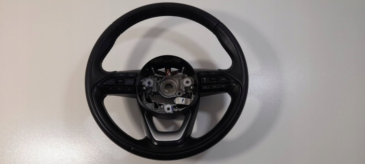 Toyota Yaris IV XP21 / Yaris Cross steering wheel, skorzana 6436038 (L312)