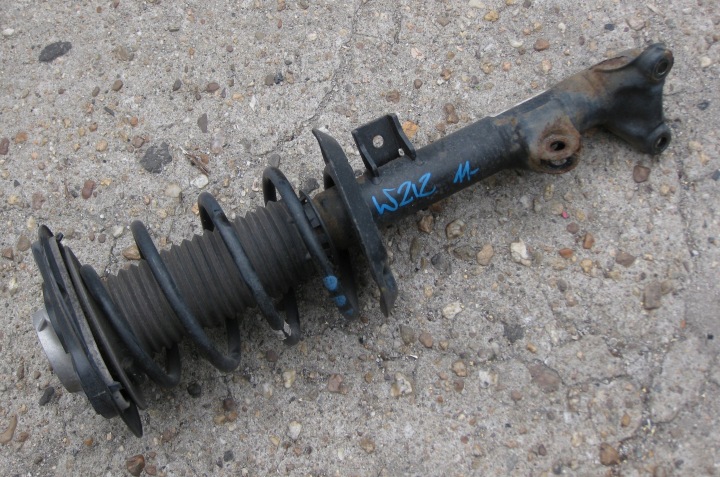 MERCEDES W212 LIFT E KLASA 11R shock absorber spring front A2123200338