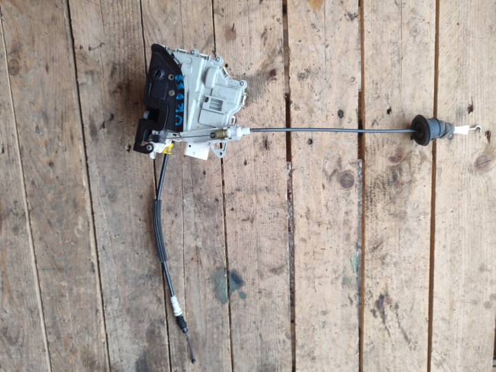 de la Serrure Portière Gauche Arrière Arrière Gauche AUDI A4 B8 8K0839015C