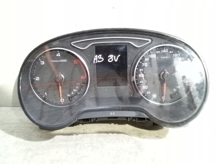 Audi A3 8V kilometar sat brzinomjer 8V0920870B