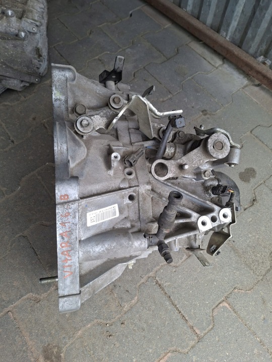 SUZUKI VITARA III CAMBIO MANUAL 1.6 16V ZFB