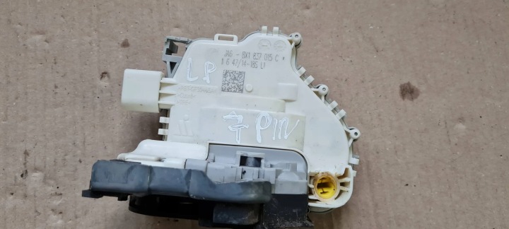 S3 8V sedan A3 lock door left front front 8X1837015C 7PIN VW AUDI