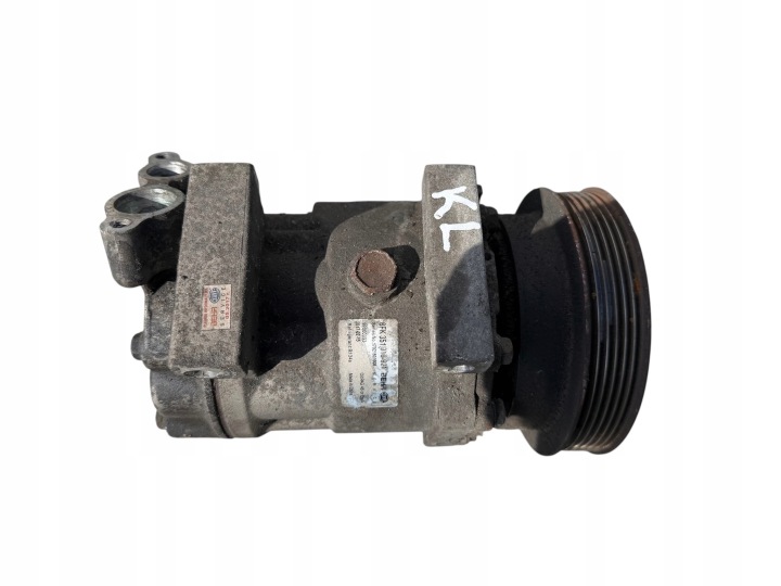 compressor of the air conditioning RENAULT CLIO III 1.5 DCI 8FK351316