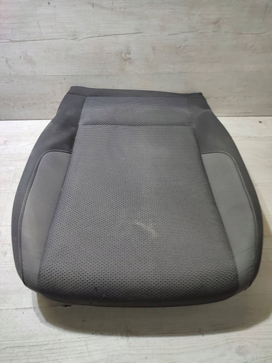 Volkswagen Touran III 2020 front side left siedzisko seat