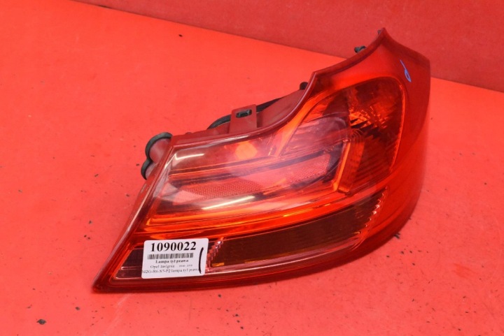 licht rechts heck hinten 13226857 OPEL INSIGNIA A KOMBI 08-14