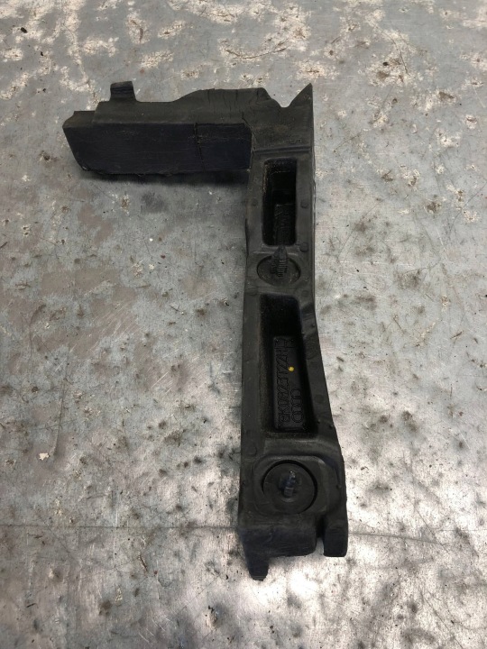 odhlučnenie PIANKA blatníka pravý predok AUDI A4 B8 8K0823722H