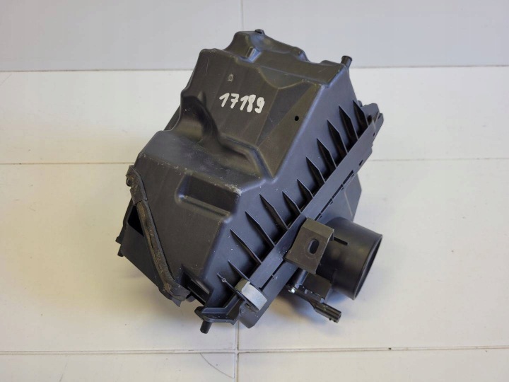 cover of a filter, air Nissan Qashqai J11 2018 H8201680522
