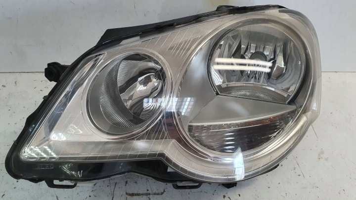 Feux phare Avant Gauche 6Q1941007AQ VW POLO LIFT 05