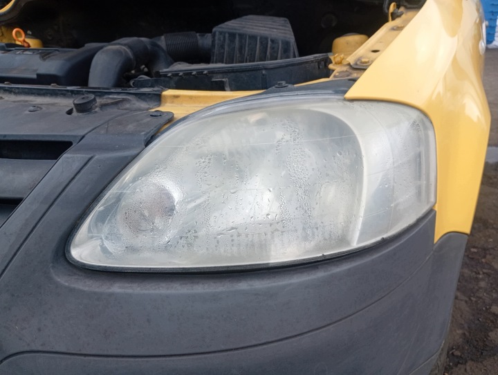 Reflektor light left front front VW Fox 05-11