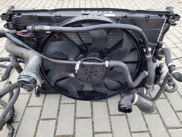 KOMPLET chladiČov ventilátor MERCEDES E 350 W213 2.0 CGI HYBRID