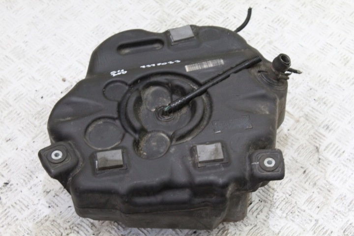 nádržka ADBLUE BMW 7 G11 7378033