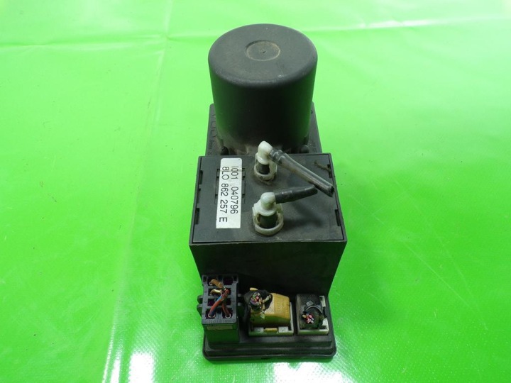 AUDI A4 B5 CENTRAL SAMPLE 8L0862257E 5