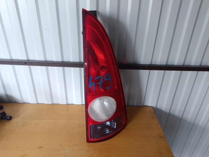 Licht hinten rechts heck RENAULT ESPACE IV 02-06 8200027152