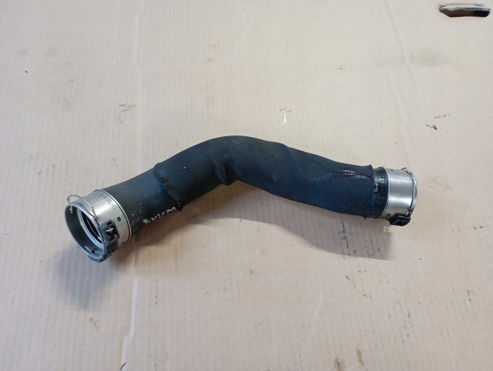 MERCEDES CLA II 2 W118 1.3 CGI pipe wiring of the intercooler A2475280182