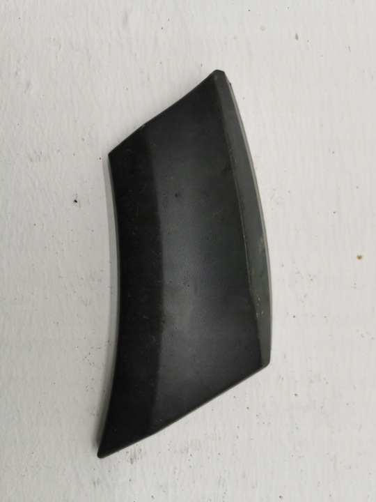 moulding of a fender MERCEDES SPRINTER W906 A9066902662