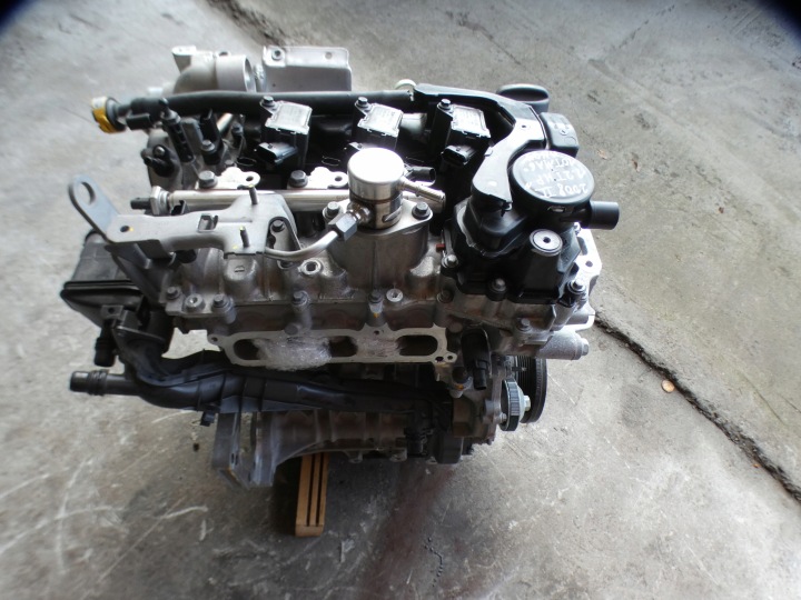 Motore CITROEN PEUGEOT OPEL 1,2 THP HNO5 10TMA6
