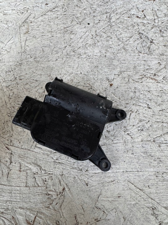 motor fütések AUDI A4 B6 B7 EXEO 8E1820511B 0132801303
