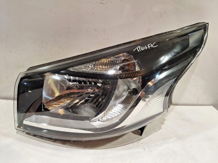 Feux phare Avant Gauche 260605173R Renault Trafic III 14