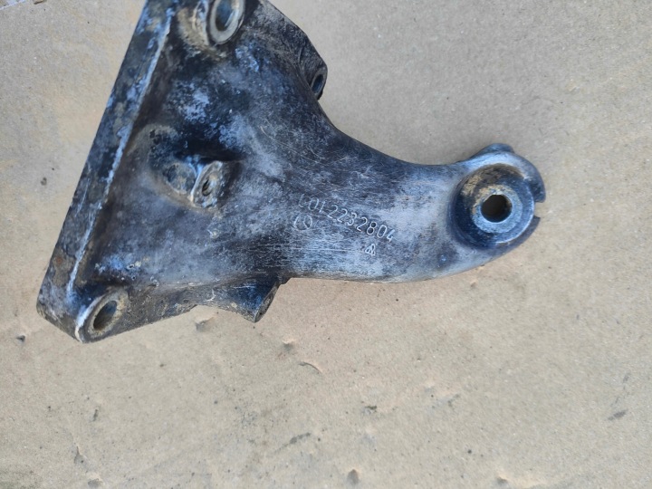 Supporto motore staffa fissaggio MERCEDES W124 berlina KOMBI 6012232804 2,0d 2,5d om601 om602