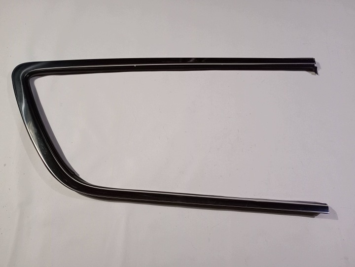 lista Ráma Chrom ablak jobb far Chrysler Pacifica 2021