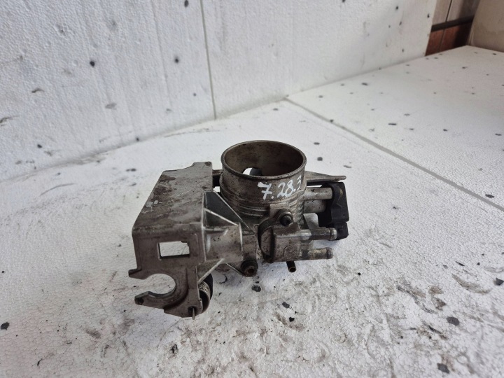Vanne boitier papillon 5WK90661 / 90411550 Opel Omega B2 2.0