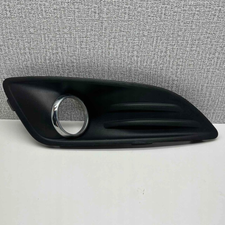 FORD FIESTA VI MK7 LIFT 12-17 Grille Pare choc Droit Avant C1BB15A298A