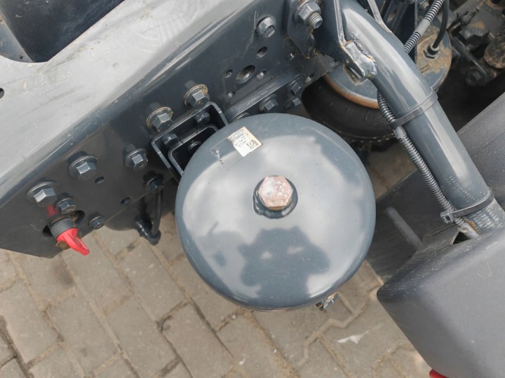 BOTTLE AIR COLOURER 10 LITERS RIGHT IVECO S WAY 5