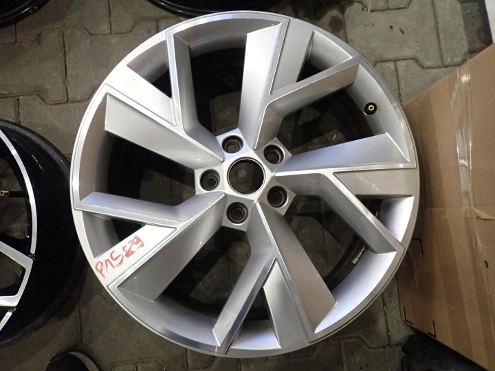 JANTE ROUE JANTE SKODA 565 5X112 ET43 7J 19" 565601025F