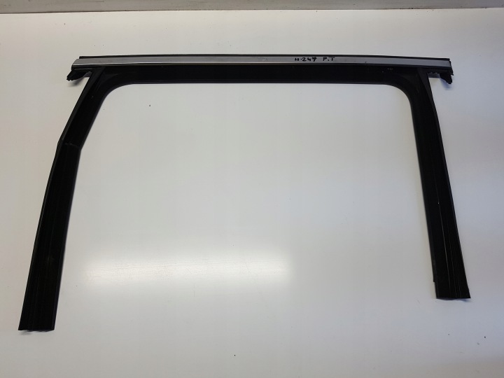 MERCEDES w247 Joint Portière Vitres Droite Arrière