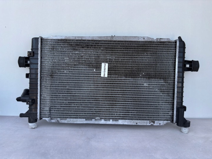 Radiatore motore usato OPEL ASTRA H ZAFIRA B 63029A KA13/627CZ