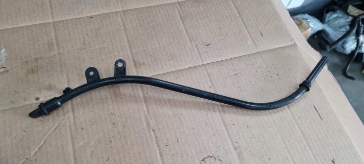 A5 8T LIFT BAGNET Ölpeilstab Z Verschlußstopfen 2.0 TFSI 06L115610E A4 B8 Q5 A6