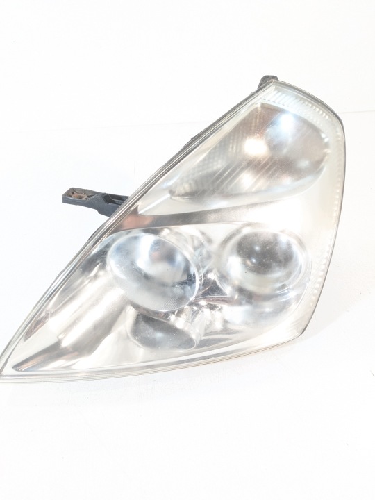 light left front REFLEKTOR left front Kia Carnival 06-15