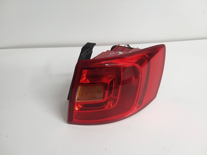 VW JETTA 6 VI 5C LIFT Feux phare LED Droit Arrière EUROPA 12R>