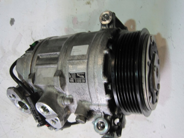 COMPRESSORE CLIMATIZZATORE ARIA CONDIZIONATA JAGUAR F PACE 2,0D M8A2-19D629-CB