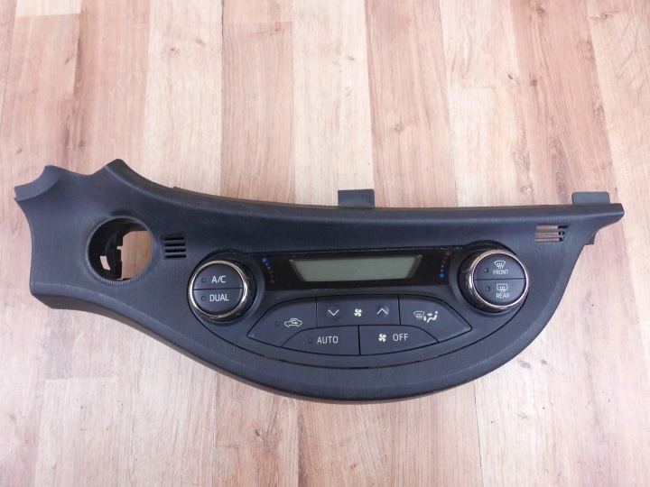 TOYOTA YARIS III PANEL CONTRÔLE CLIMATISATEUR AIR CONDITIONNÉ 55900-0D340